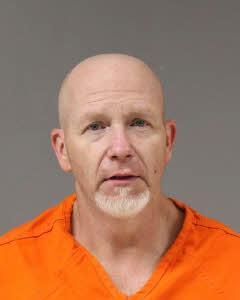 Mugshot of LOWE, DARREL